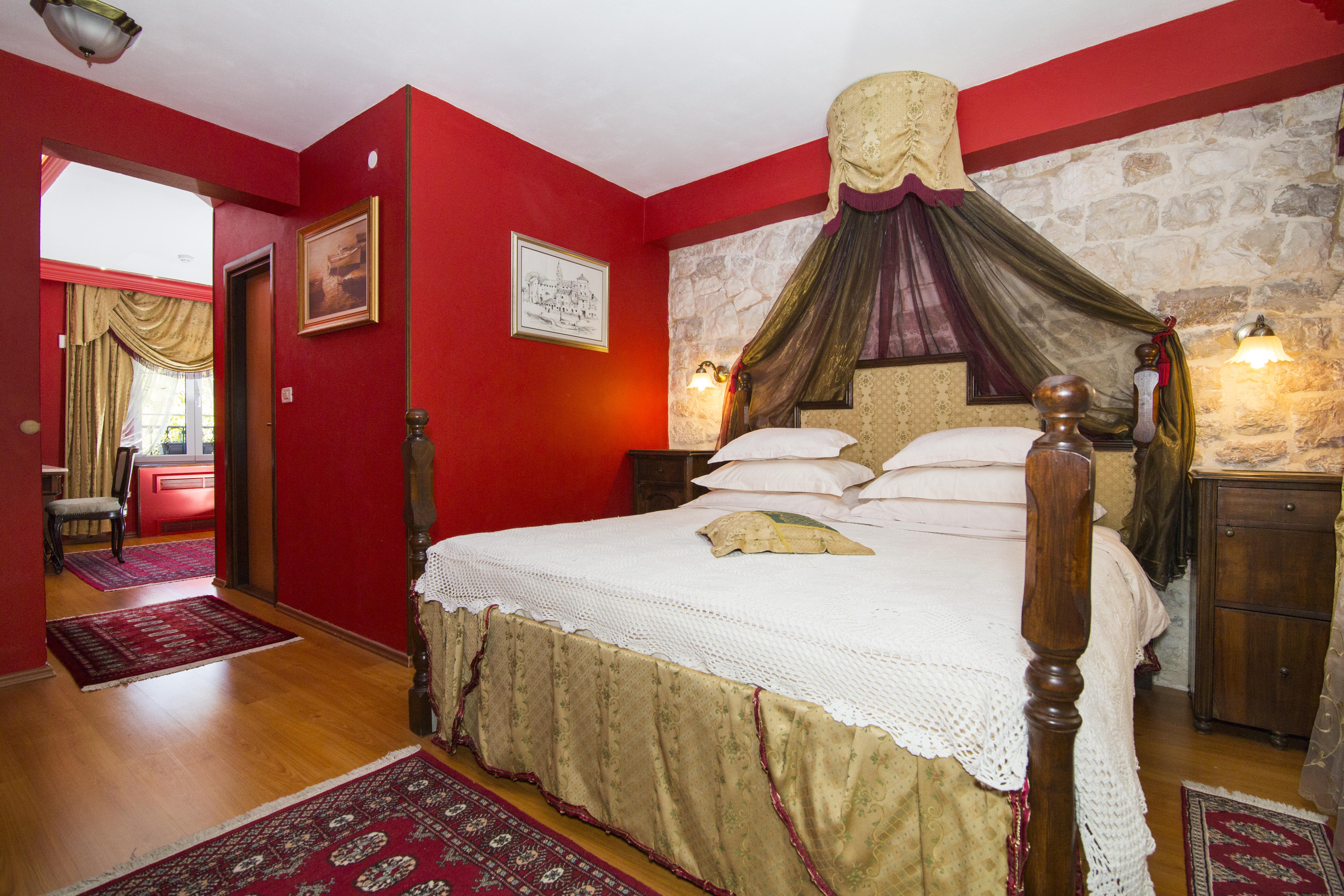 Heritage Hotel Pasike Трогир Экстерьер фото